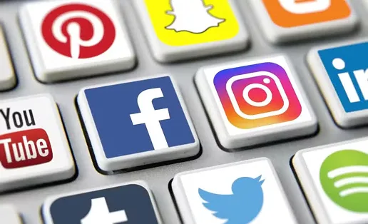 Social Media Marketing location